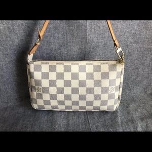 Louis Vuitton pouch damier Azur